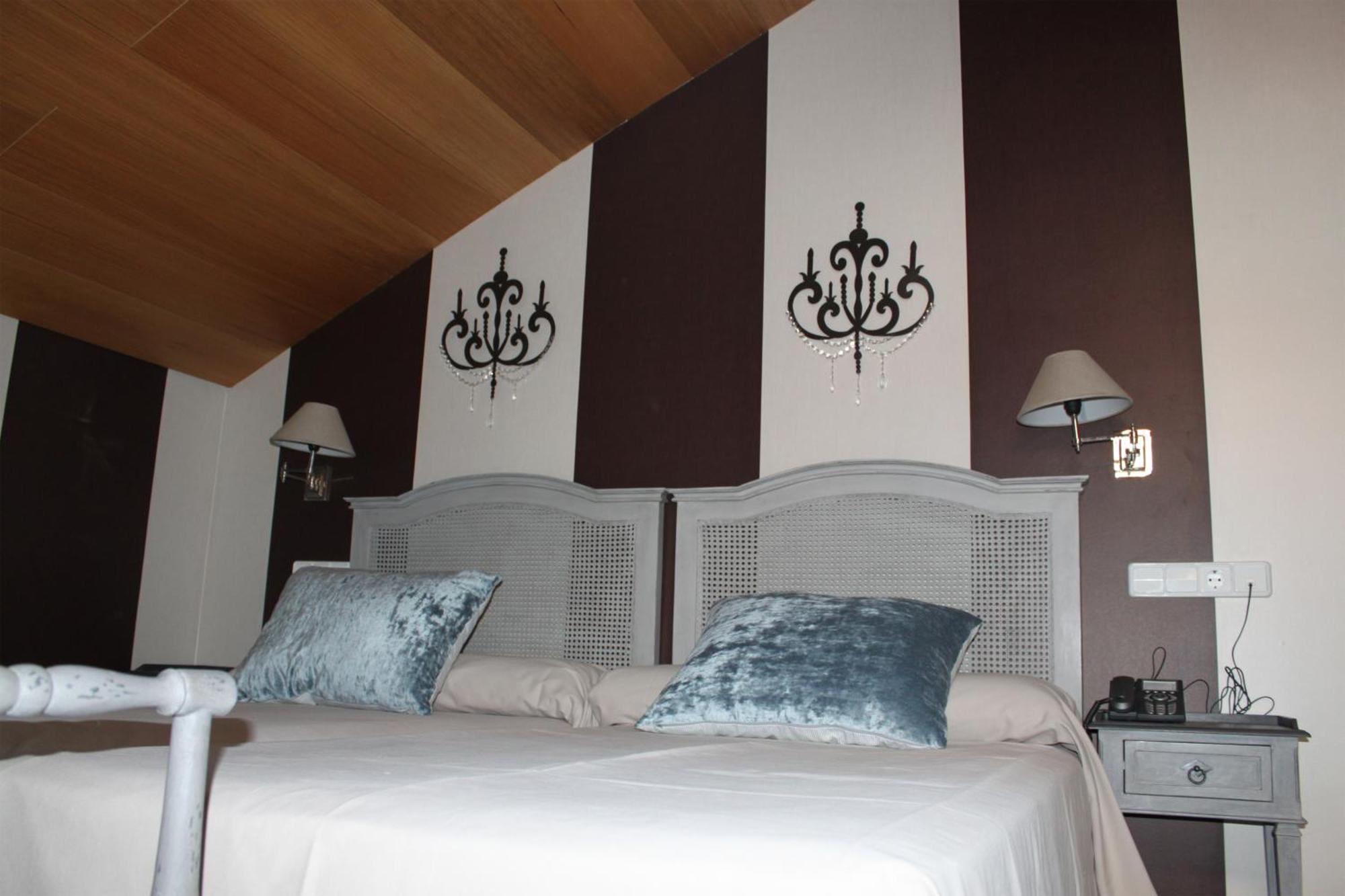 Hotel Villa Maria Cabra Eksteriør bilde